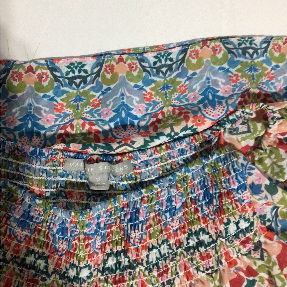 Valerie Steven’s, Elegant Floral Women's Bohemian Blouse 1X - Picture 7 of 12